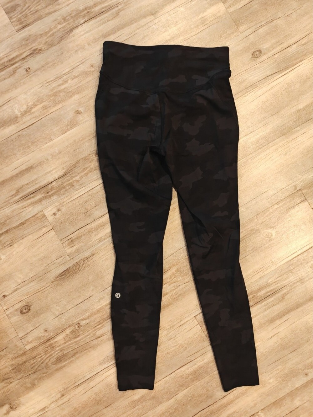 Lululemon Base Pace High-Rise Tight 28"Heritage 365 Camo Deep Coal Multi Size 8